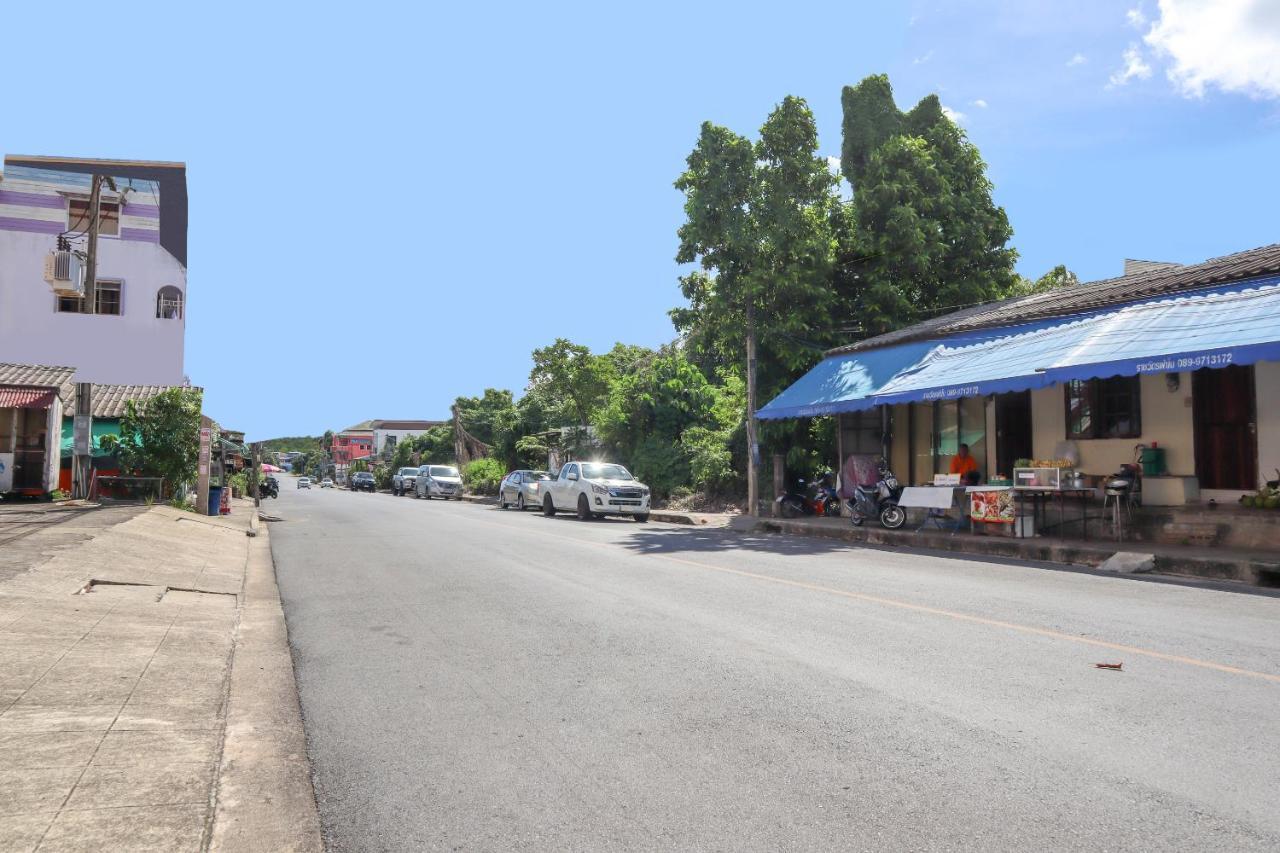 Oyo 747 Suwanna Hotel Krabi town Exterior foto
